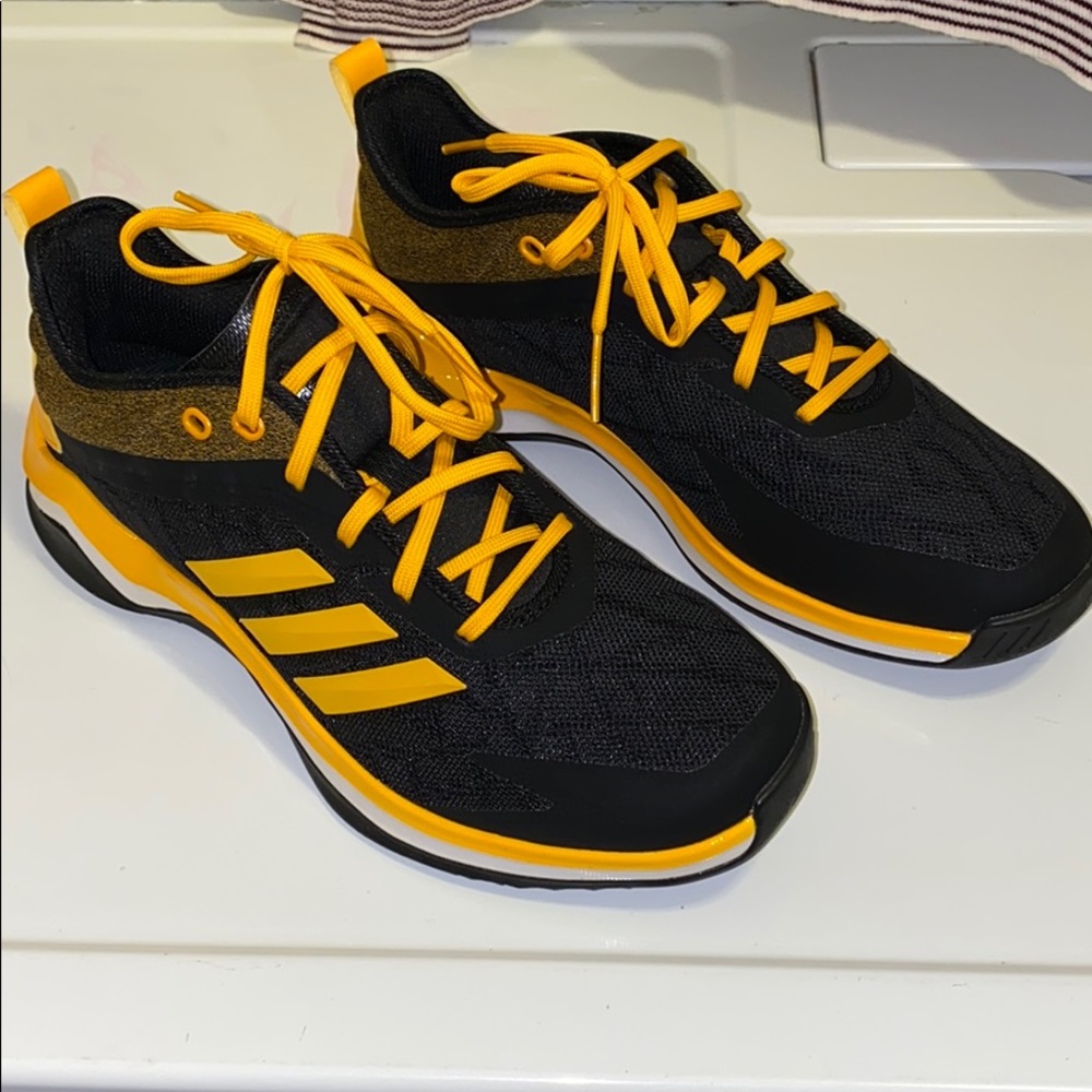 Never worn Adidas shoes - Pittsburgh Penguins